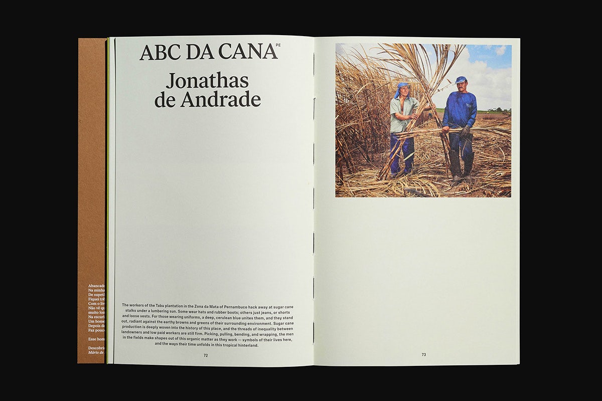 Spread from Quilo magazine featuring text and a photograph of people stood in a field